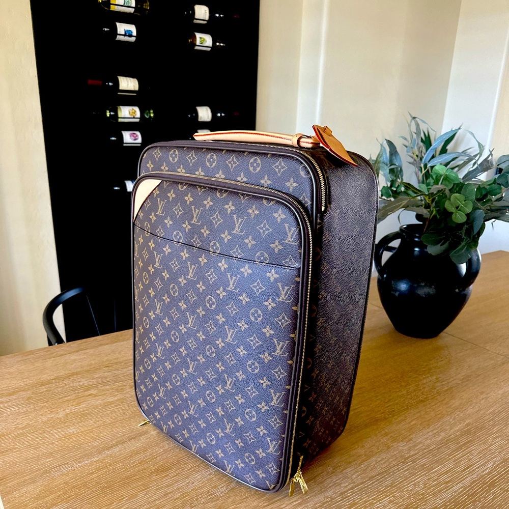 Louis Vuitton Carry On Luggage - Pegase Legere 55 Business